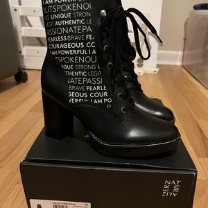 NWT NATURALIZER WOMENS BLACK BOOTS SIZE 6.5